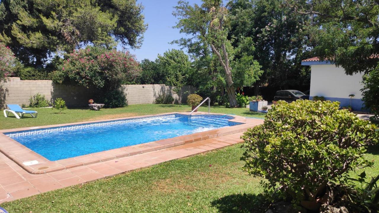 Con Piscina Privada, Natural Y Acogedor Holiday home *