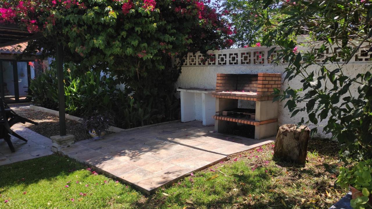 Con Piscina Privada, Natural Y Acogedor *